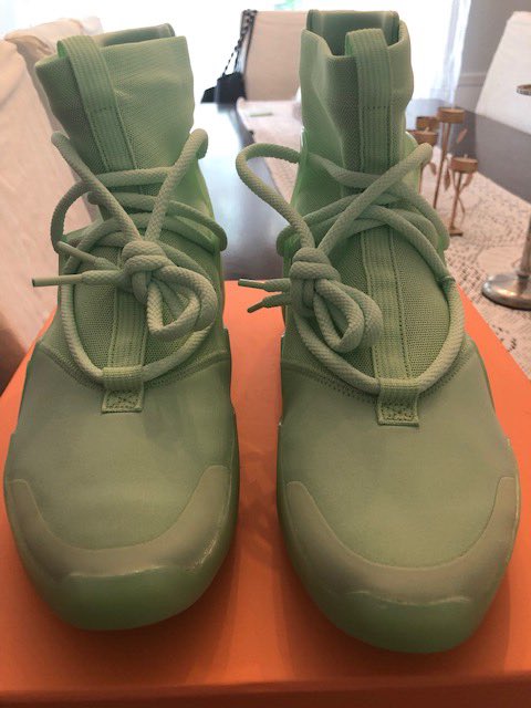 WickedHypeSquad's tweet photo. NIKE AIR FEAR OF GOD 1
Frozen Spruce
US 8
hit the DM for pricing 
Ready to ship,    R/T https://t.co/36ilvxLwkA