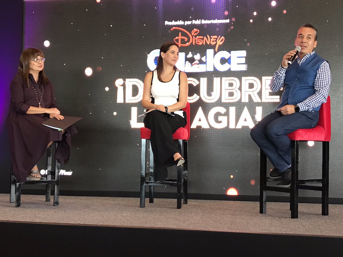 Cineinformacion's tweet photo. En la conferencia de prensa de #DisneyOnIce #DescubreLaMagia donde #JulietaGonzalez #MarleneToussaint y #HugoPacheco nos platican de todas las novedades que tendrá @DisneyOnIce @seitrack @FeldEnt ⛸⛸⛸ fotos: @lizgil https://t.co/M1B36GqaEG