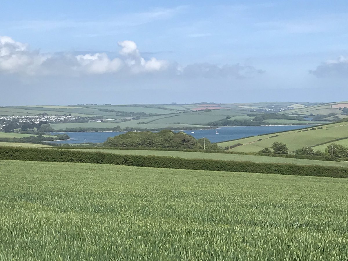 ianmediacity's tweet photo. It’s been lovely spending time with family down in Salcombe. What a view from our second home. https://t.co/oBWw1rLCfQ