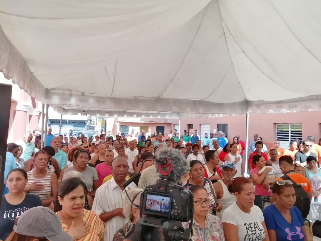 Rdconsalud's tweet photo. Trabajando arduamente por un Villa Consuelo diferente.
#DigepepEnTuBarrio #VillaConsuelo 
@DomingoCG1 https://t.co/P0a4zyVuHm