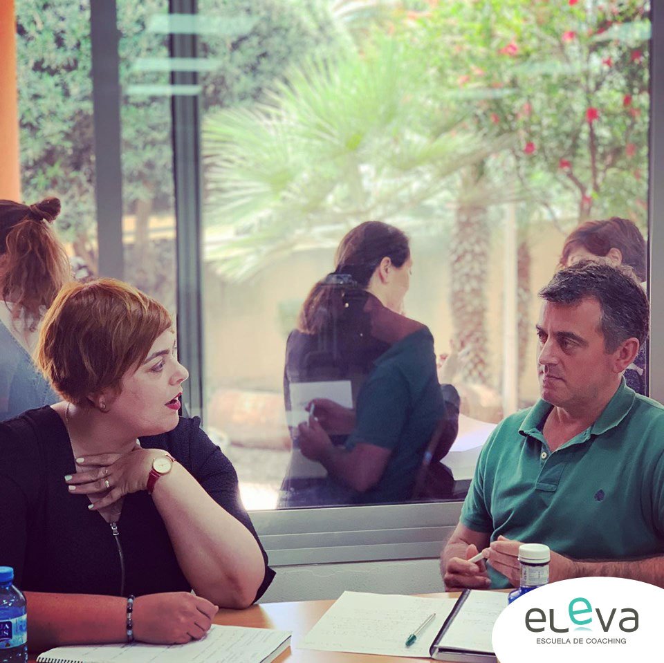elevacoaching's tweet image. Que bonito es empezar a #aprender algo nuevo... preguntar sin juzgar, escuchar sin interpretar, ver más allá... hacer visible lo que está invisible! Los nuevos alumnos de #experto en #coaching en #alicante empiezan a salir del cascarón! 🐣🐣🐣 @ Alicante, Spain