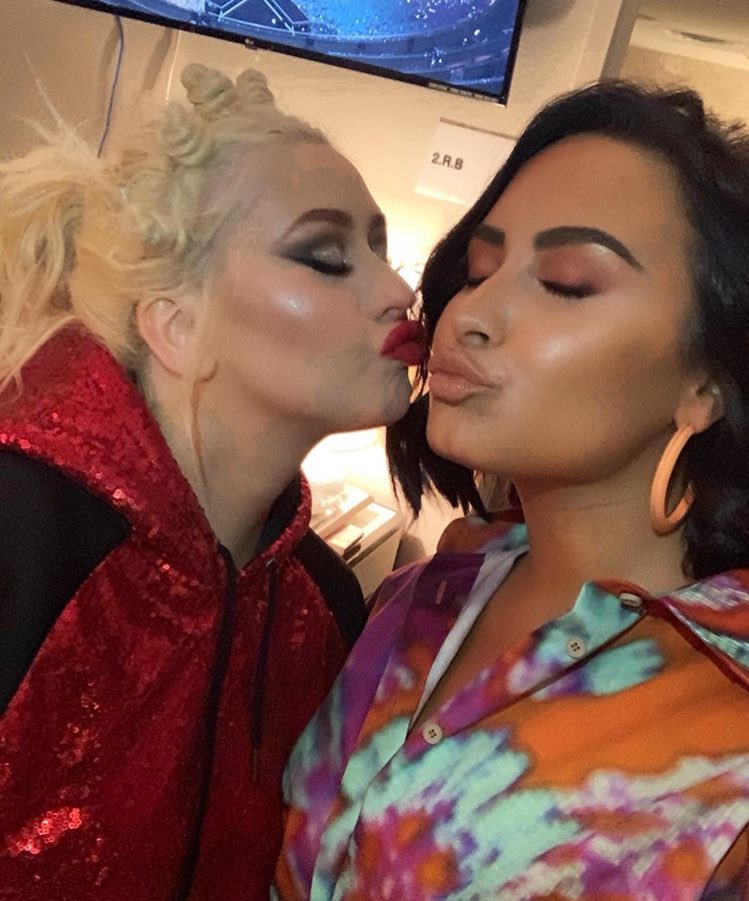 StatsLovato's tweet photo. Demi posted these photos of her and Christina Aguilera on Instagram. 💖 https://t.co/of5tboM5bV