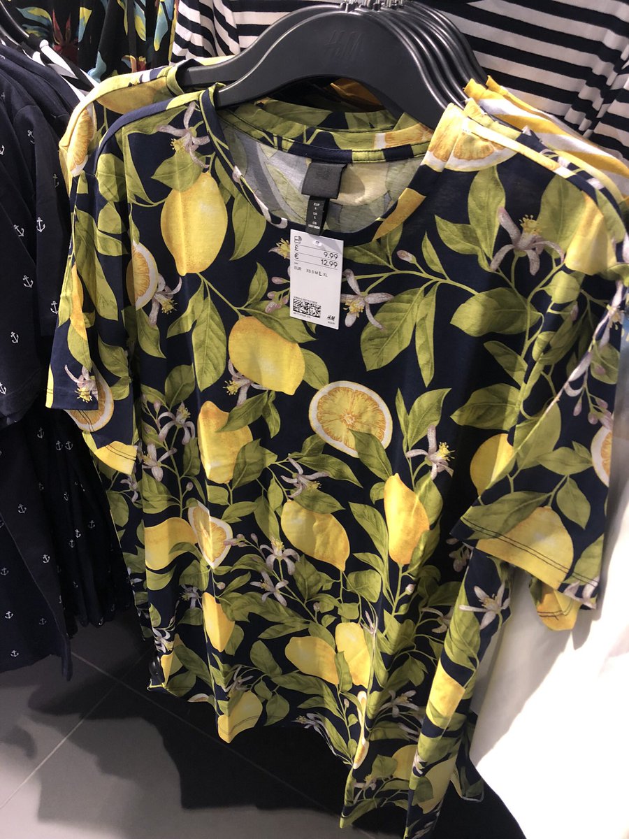Congrats to my pal <a href="/JonathanShrager/">Jonathan Shrager</a> who has just launched his new clothing range at <a href="/hm/">H&M</a> 🍋 🍋