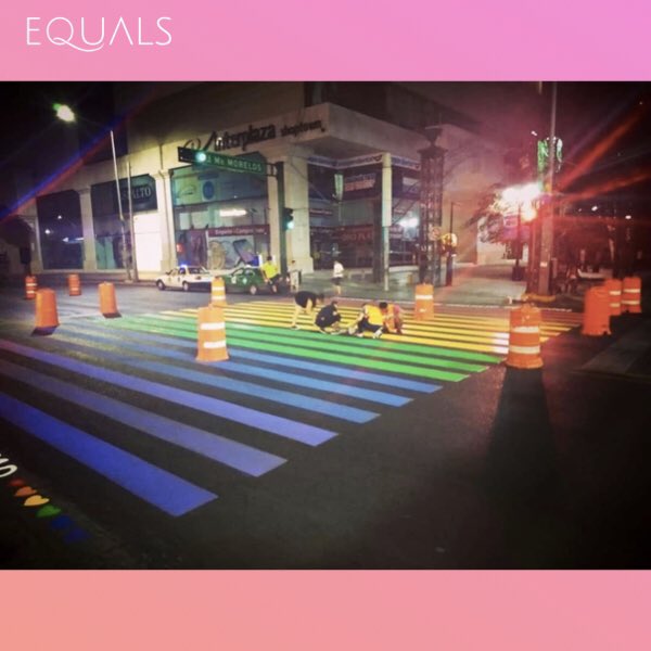 ExpoPride's tweet photo. #MTYPRIDE 2019
🏳‍🌈🏳‍🌈🏳‍🌈❤🧡💛💚💙💜🏳‍🌈🏳‍🌈🏳‍🌈
Las calles de #MONTERREY se visten de los colores de nuestra comunidad LGBTTTIQ 🌈❤😍

“ Todos los derechos para todas las personas “

Cruce Av. Juarez y Morelos
Centro de Monterrey https://t.co/hapkBt1IuV