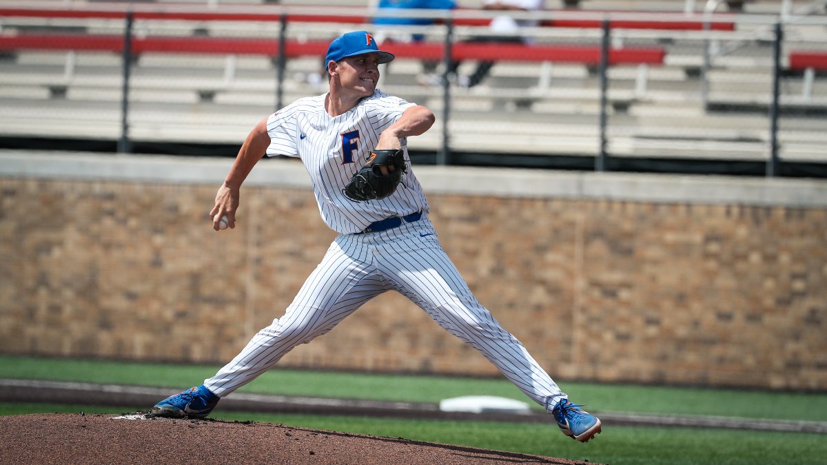 GatorsBB's tweet photo. Jack sits them down in order in the first with a pair of Ks!

#Gators will lead off with McConnell, Langworthy and Maldonado. https://t.co/2fNqA5tNSU