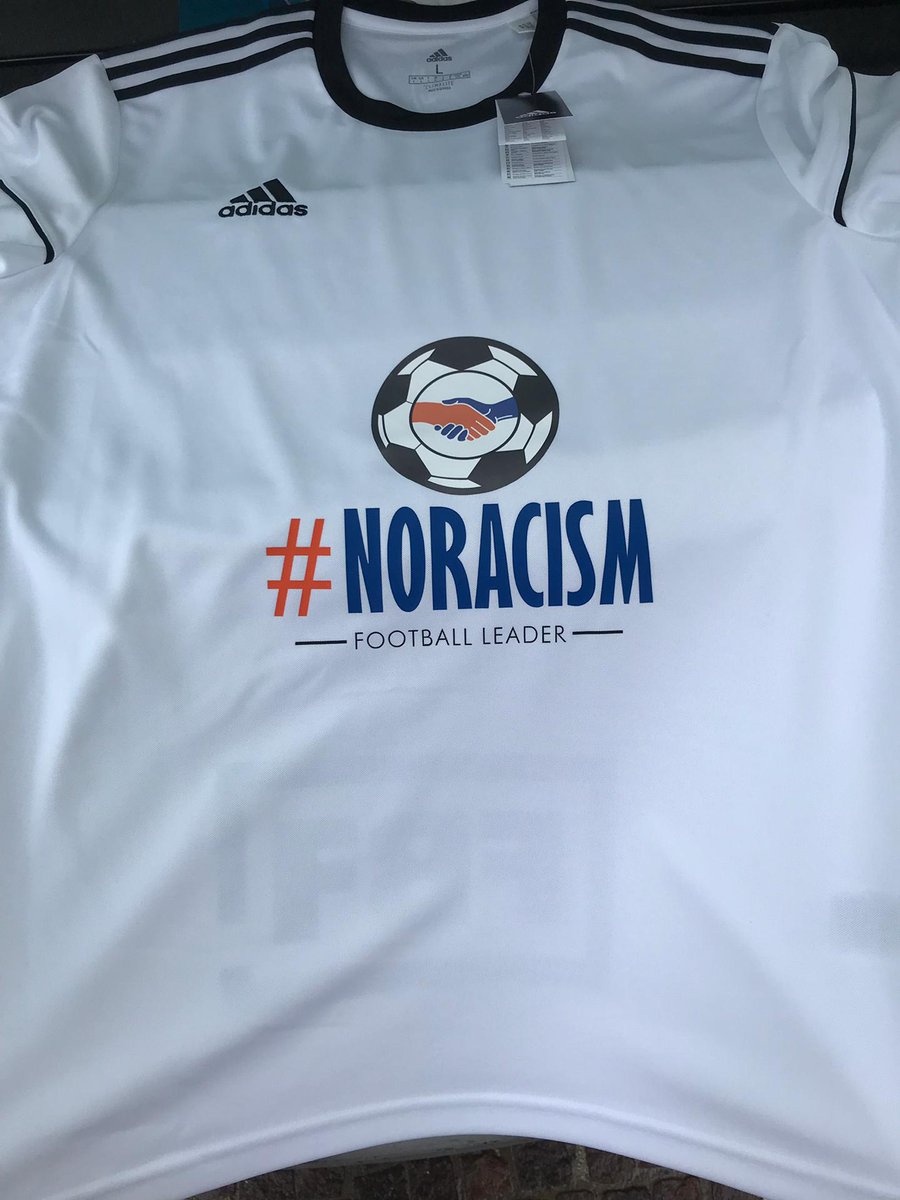 Manca poco al via di "Football Leader"! Sono pronte anche le maglie FBF Adidas per il triangolare #NoRacism. Vi aspettiamo lunedì alle 16 al Centro Sportivo ArciScampia. Ingresso libero! #FL2019