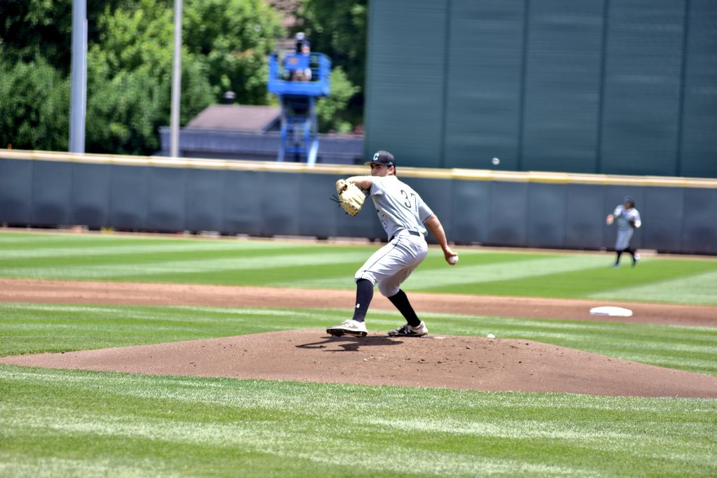 CoastalBaseball's tweet photo. Go get 'em, kid. https://t.co/h2ENpJHqjQ