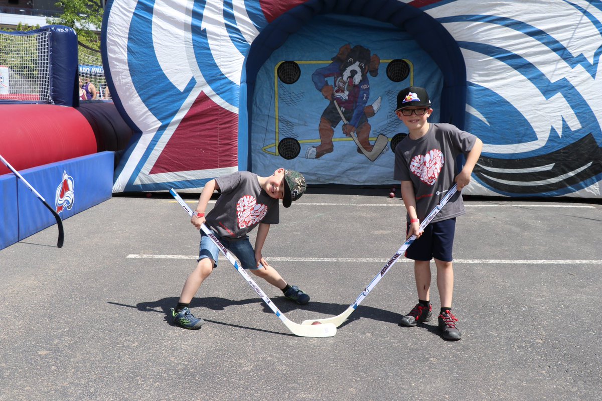 AvsYouthHockey's tweet photo. We are having a blast hosting Game On at the Denver Heart and Stroke Walk today! #AvsGameOn #DenverHeartWalk https://t.co/Dn4YYPQdy5