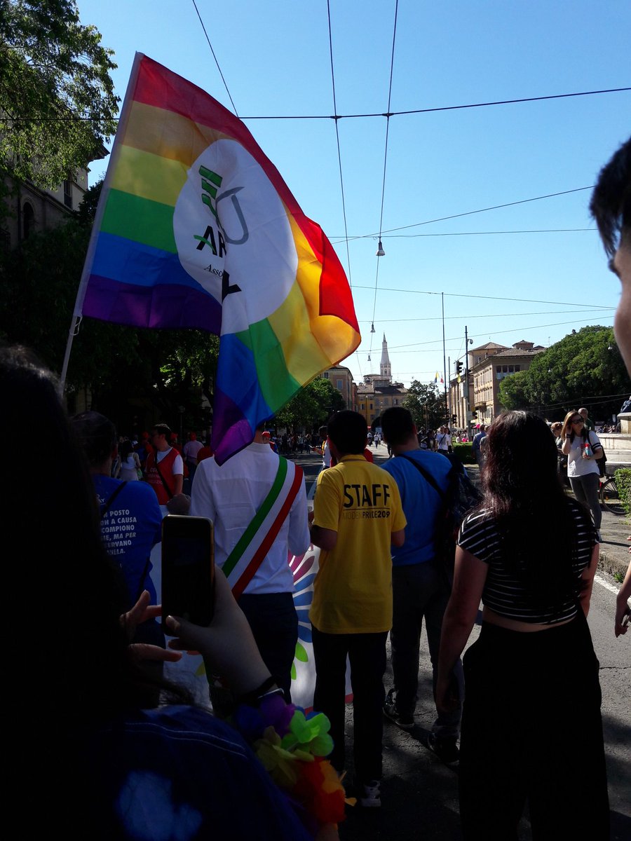 yuzusquerade's tweet image. #ModenaPride  🎉👬🏼👭🏻