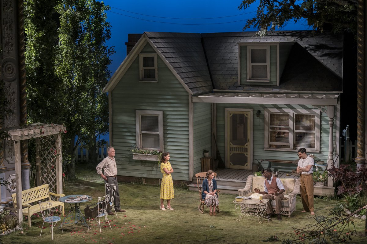 The Old Vic tweet media