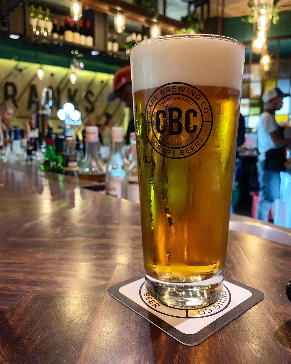 Wilddog_ZA's tweet photo. Nothing beats a thirst like a cold beer 🍺
This cold @capebrewingco #palee just happened to be at @franksspeakeasy
#beer #craftbeer #beertography #properglassware #coldbeer #tastingleague https://t.co/SNilWEEzXp