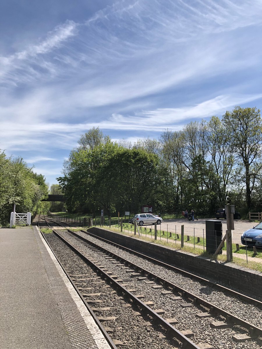 ashbyboats's tweet photo. Visit Shenton steam train station at a stop along the Ashby Canal for a beautiful walk in the sun.

#AshbyBoats #AshbyCanal #Boat #BoatHire #Luxury #Holidays #DayTrip #Narrowboat #Canal #Barge #Waterways https://t.co/QnzVM7Onx6