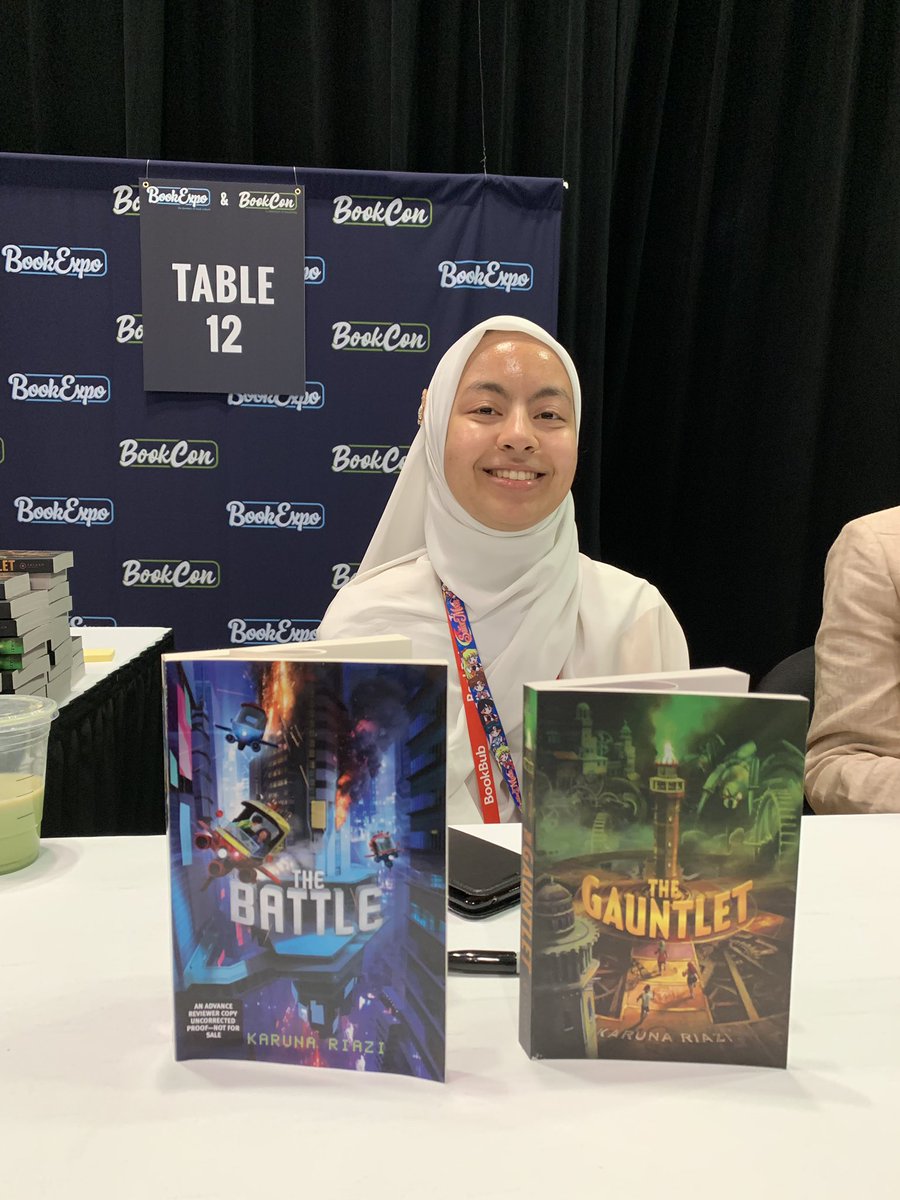 simonschuster's tweet photo. Did you hear?
@KarunaRiazi is here at #BookCon19 signing copies of her books!
@SimonKIDS @SalaamReads #SimonBookLover https://t.co/MDz1l24yV5