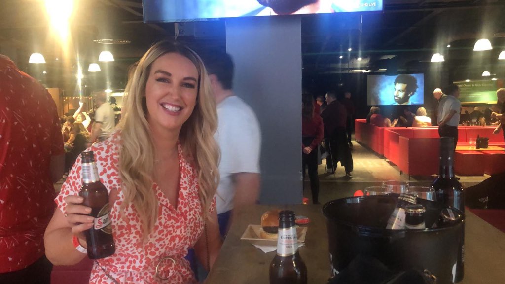 cheryldot's tweet photo. Here we go ⚽️⚽️🍷🍷🎉 #carlsbergdugout #liverpool #Anfield https://t.co/yZKwhaT5NL