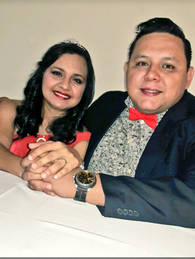 6570 de Novios 
Que hermoso que compartir mi vida contigo 
Te Amo LadyBug 
#Aniversario18 #EgüezRobles