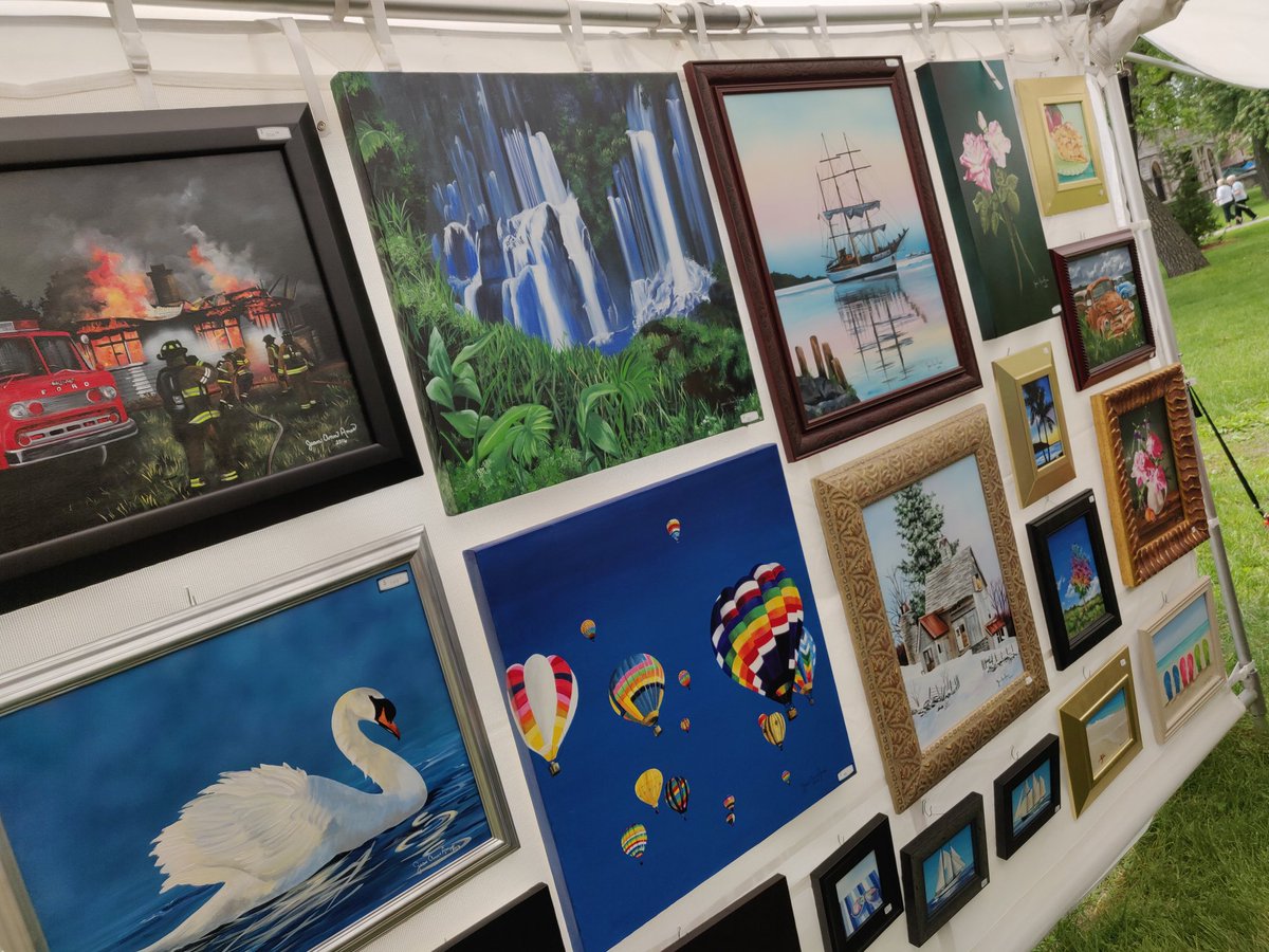 am800_cklw_'s tweet photo. Rain ๐ง๏ธ or shine ๐ come on out to #artintheparkwindsor. This is YOUR opportunity to connect with talented artists and go home with some beautiful & unique treasures. Admission only $5, children under 12 FREE๐
@RotaryClub1918 #Rotary1918 https://t.co/ASw8JV33r5