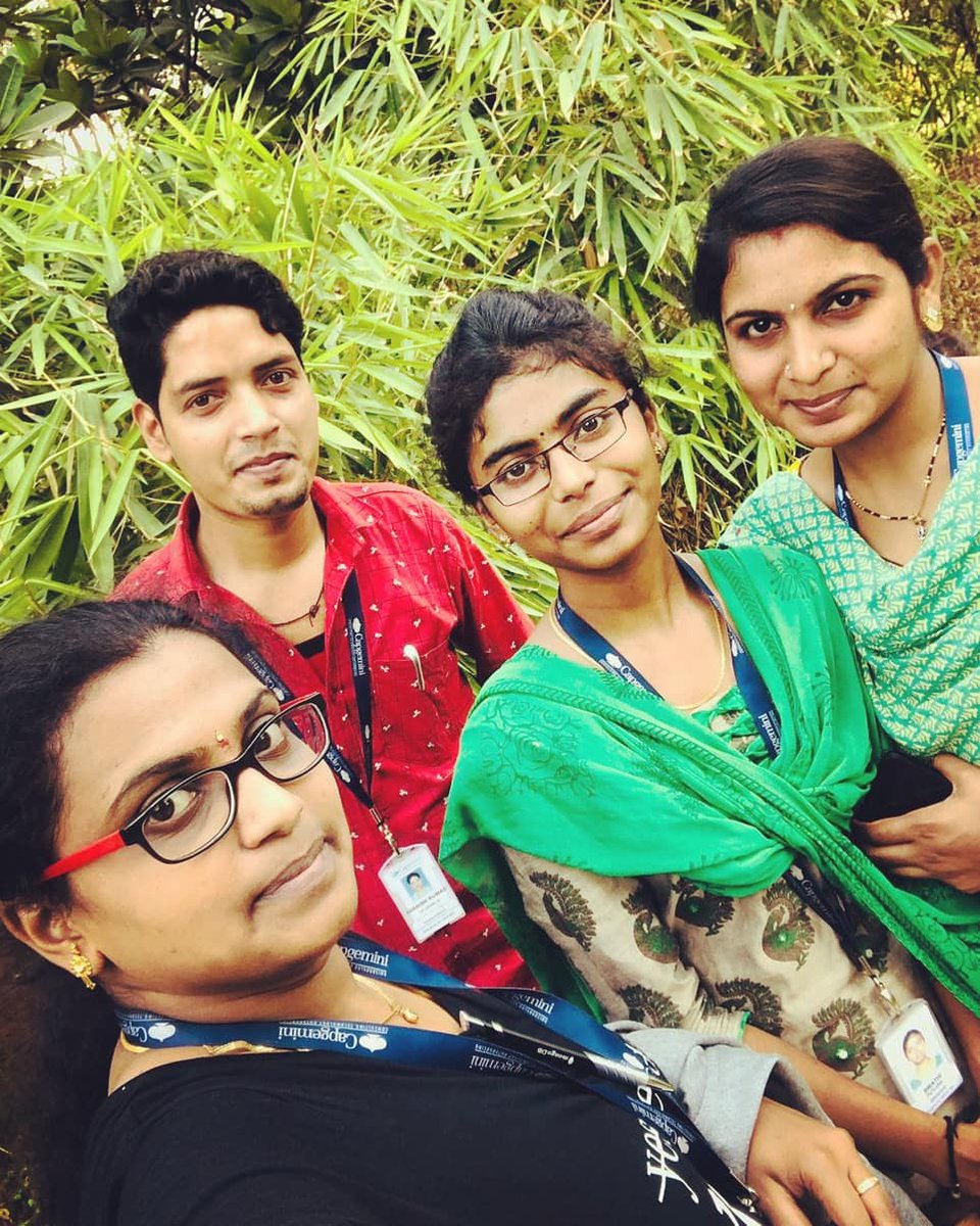 avanish37's tweet photo. At #techfiesta2k19 #event
@CapgeminiIndia wid #colleagues
#CapgeminiCampus #Hyderabad
#LoveYourCareer #LifeAtCapgemini
#hackthon #sessions #seminar #goodies #prize
#mongodb #aws #ibmcloud 
#avanish37 https://t.co/JVpUDjoE51