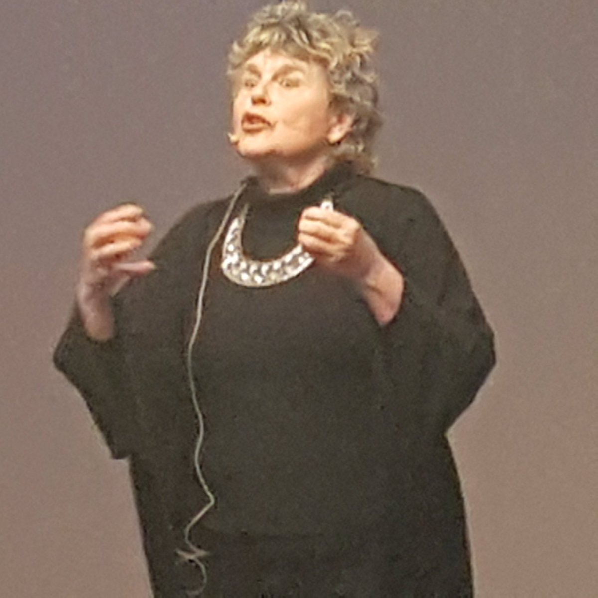 BigEventsKW's tweet photo. Thank you Deborah Kimmet for making us laugh ,cry and inspire with your stories at the kick off for the #BPWOntario #BPWkitchener  conference https://t.co/rLdGLpwXTE