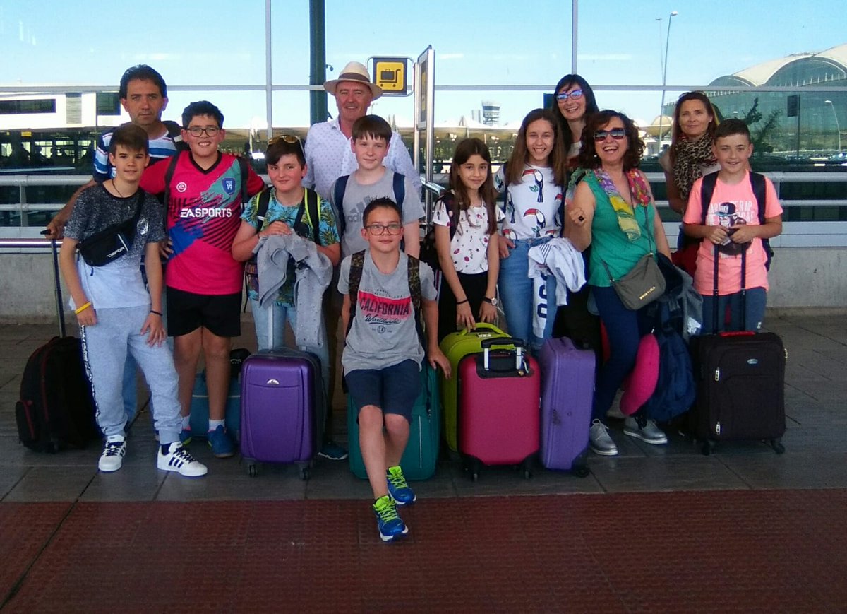 a_cultures's tweet photo. Iniciamos nuestra aventura @Erasmus_Project en Lituania. Nervios y emoción en nuestro primer día. ¡Qué ganas de conocer a nuestras familias de acogida! https://t.co/TpsnWaOGzE