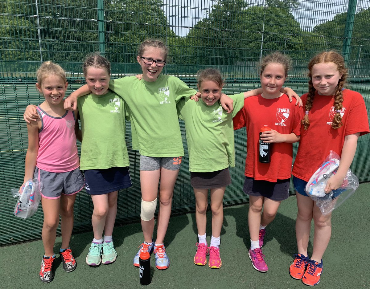 Coach’s Player Awards went to: 
Team Pink - Lucy 💕
Team Yellow - Niamh 💛
Team Red - Tia ❤️
Team Purple - Millie 💜
Team Green - Freya 💚
Team Black - Daisy 🖤