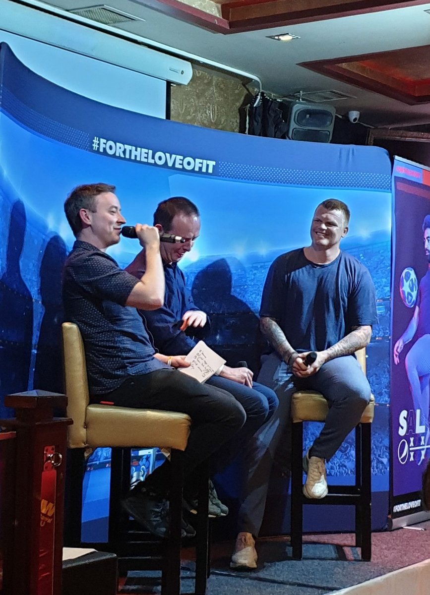 jamie_concannon's tweet photo. If you're going to watch #UCLFinal in a bar, it may as well be with a legend like @JARiiseOfficial #ForTheLoveOfIt #liverpool #Dtwo https://t.co/0hoCAVmpzC