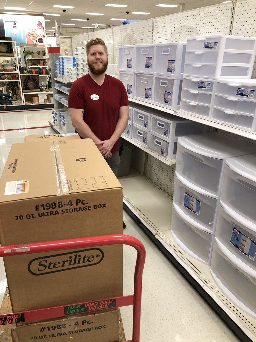 Storage Expert Gannon working on his #SmartFill today and everyday driving his double digits sales comp! Look at that proud business owner! #T2559 #G192DOMINATION @ContrucciJoe <a href="/A_Leigh_/">AV</a> <a href="/Jeff_DeMoss/">Jeff DeMoss</a> <a href="/MikeQuinn75/">Mike Quinn</a> <a href="/baumann_valerie/">Valerie Baumann</a>