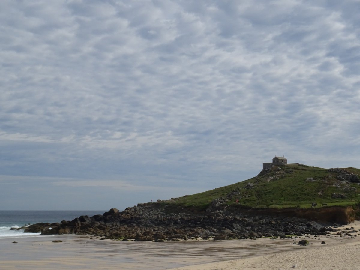 BevHunt72's tweet photo. Apologies but hardly any signal 'down West' today on my #Walk27 of 50 for @HumanimalTrust #OneMedicine today - #StIves to #Zennor - so only able to update now .... the walk was tough in places... but I did it! π....
https://t.co/dxBulGmP08 https://t.co/wp1i8hIOV4