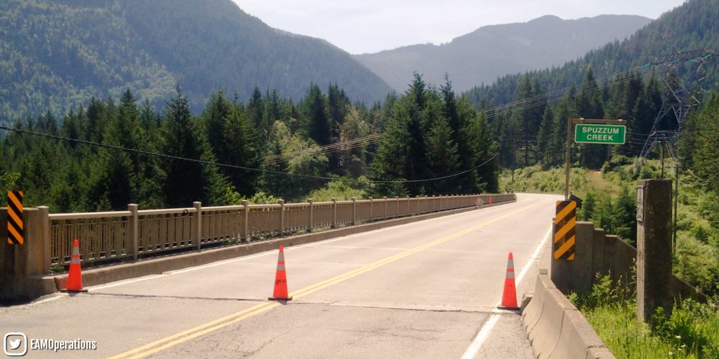 #BCHwy1 #SpuzzumCreekBridge please reduce your speed on the bridge. Crews are assessing the expansion joint at the north end of the bridge. Please drive with caution. #SpuzzumBC #YaleBC #FraserCanyon