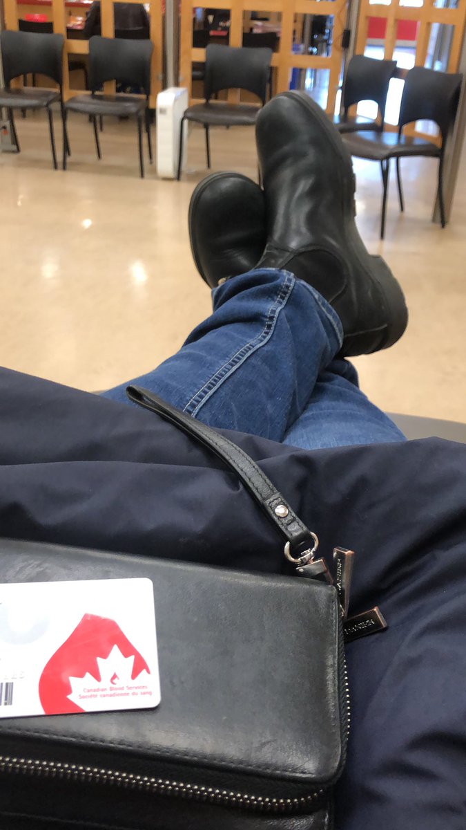 Dawnoramma's tweet photo. #Giveblood #savealife https://t.co/MBJJXm4icX