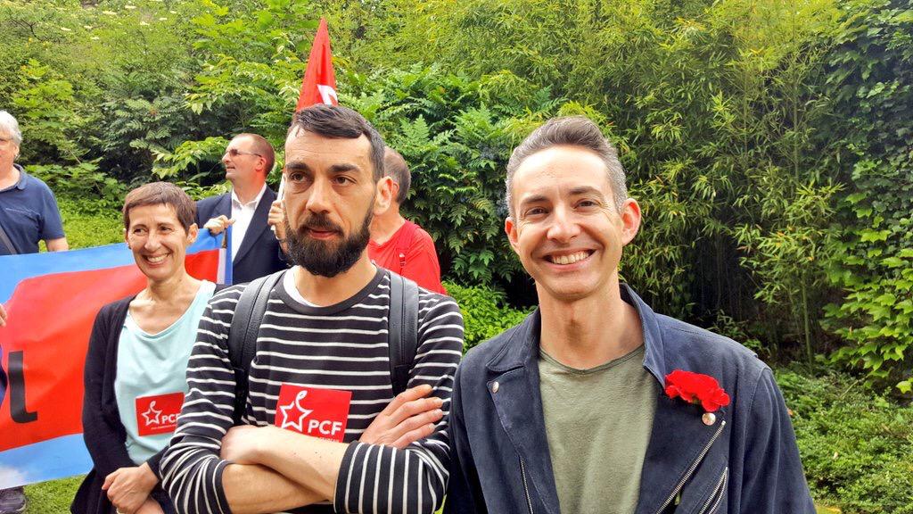LZagorac's tweet photo. #PCF #PCFparis #PCF75020
#Hommage à la #CommuneDeParis 1871, aux #Communards et à la #SemaineSanglante https://t.co/HeKfmla7ft