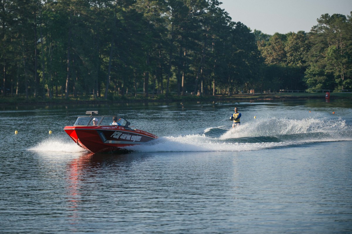 Nautique Boats tweet media