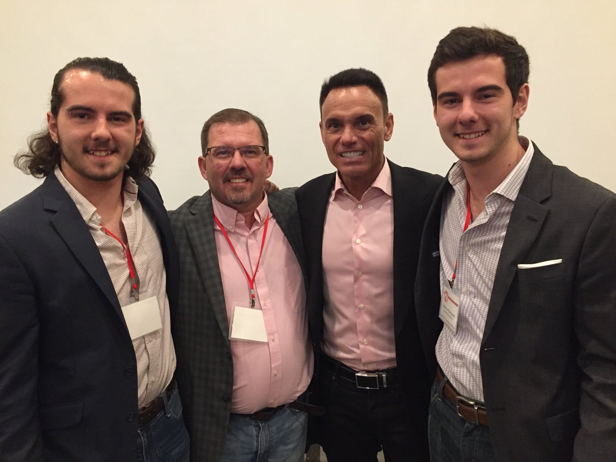 AccordSleep's tweet photo. What an awesome experience and opportunity to meet Kevin Harrington, original Shark from Shark Tank! We are excited about the future!! https://t.co/F43AxOgJoP