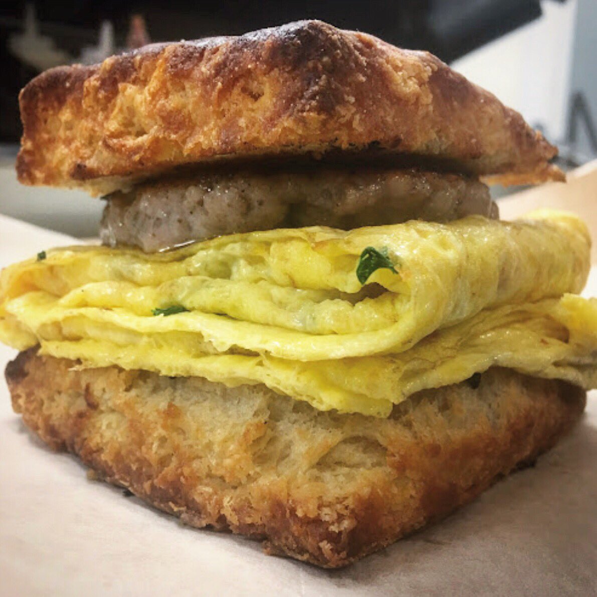 2sonskitchen's tweet photo. It’s a beautiful day to sit on the patio and enjoy a biscuit (or two). We’re here until 3pm! https://t.co/Ejcrpd6QCe