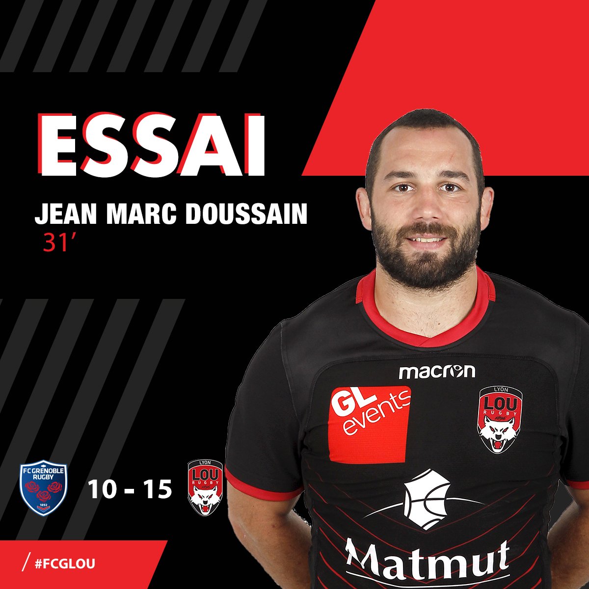 LeLOURugby's tweet image. 31' (10-15) ESSAI POUR LE LOU RUGBY ! D'un seul homme, le pack lyonnais file avec force dans l'en-but. JM Doussain en profite pour aplatir. 10-15 #FCGLOU #TEAMLOU #TOP14
