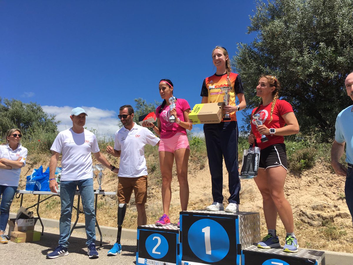TriatlonSanSe's tweet photo. Menuda mañanita de podiums en el acuatlón @danimoli2
Enhorabuena por los segundos puestos a @g_cserranoa7 el olimpico femenino, a Rodri y Raquel en relevos mixtos y a Daynel y Oli por relevos masculinos.
#trisanse #triatlonsanse #acuatlon https://t.co/Fp2NjTTOJc