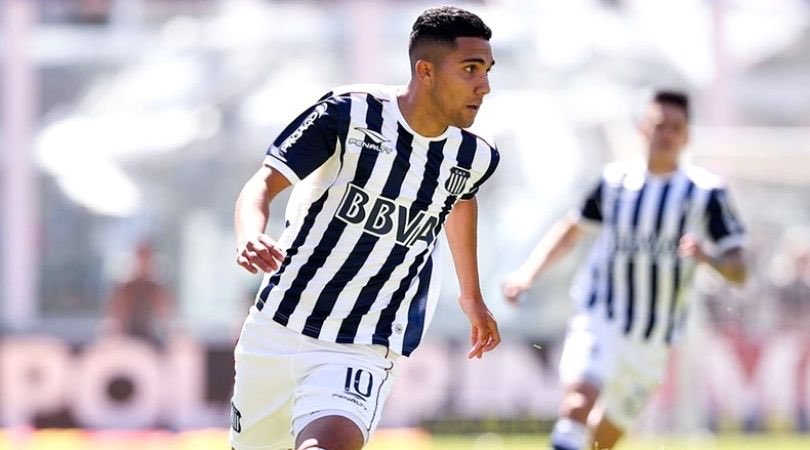 nicolassc21's tweet photo. Es hoy #zurdo #nuevoidolo #quelocoqueestas #bebelito https://t.co/E8tmsJt71h