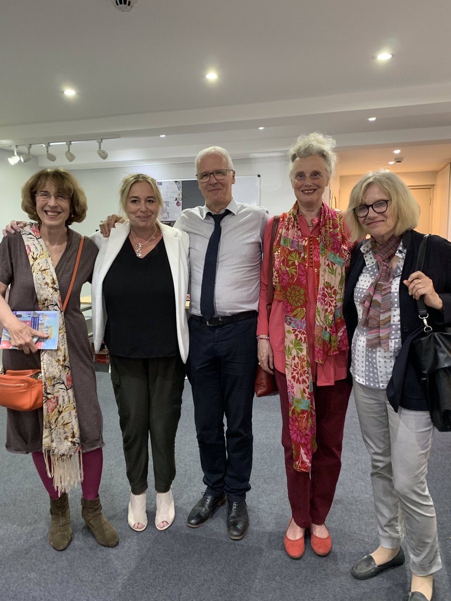 EmmyvanDeurzen's tweet photo. So nice to unexpectedly meet up with Alice Holzey-Kunz at a book launch at the Institute of Psychoanalysis yesterday. @existentialacad @SocExistential
#existential
#Daseinsanalysis https://t.co/FhYvaKF4qp