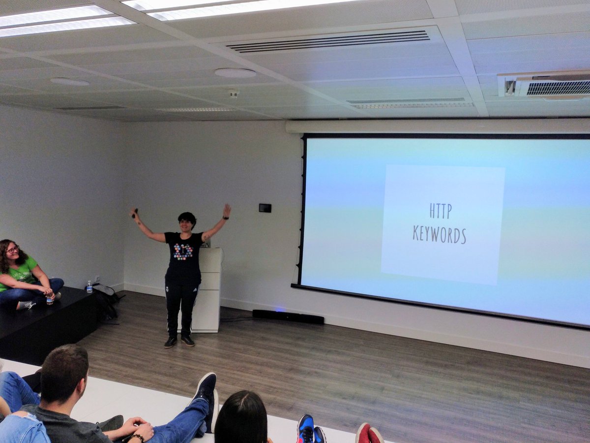 anabrlzgl's tweet photo. Y como tercera charla tenemos a Marta Arcones y @micoru90 con "Testing con Karate DSL: Up & Running".
Han mostrado de una forma directa, cercana y sencilla ejemplos de testeo de APIs (url, headers, cookies, method, status, paths, ...)
#SomosCodenares #testing #karateZoo #api https://t.co/a4UWptMevD