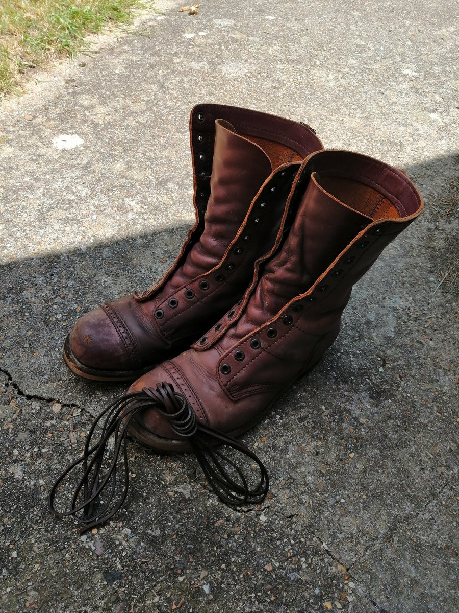 WeWalkForThem's tweet photo. @PoppyLegion @HelpforHeroes Just about to clean boots and put new leather laces in so I'm ready for 3rd June. #CharityWalk #Charity #TheseBootsAreMadeForWalking #WeWalkForThem #Normandy #Normandie https://t.co/WkNzcMrK9q