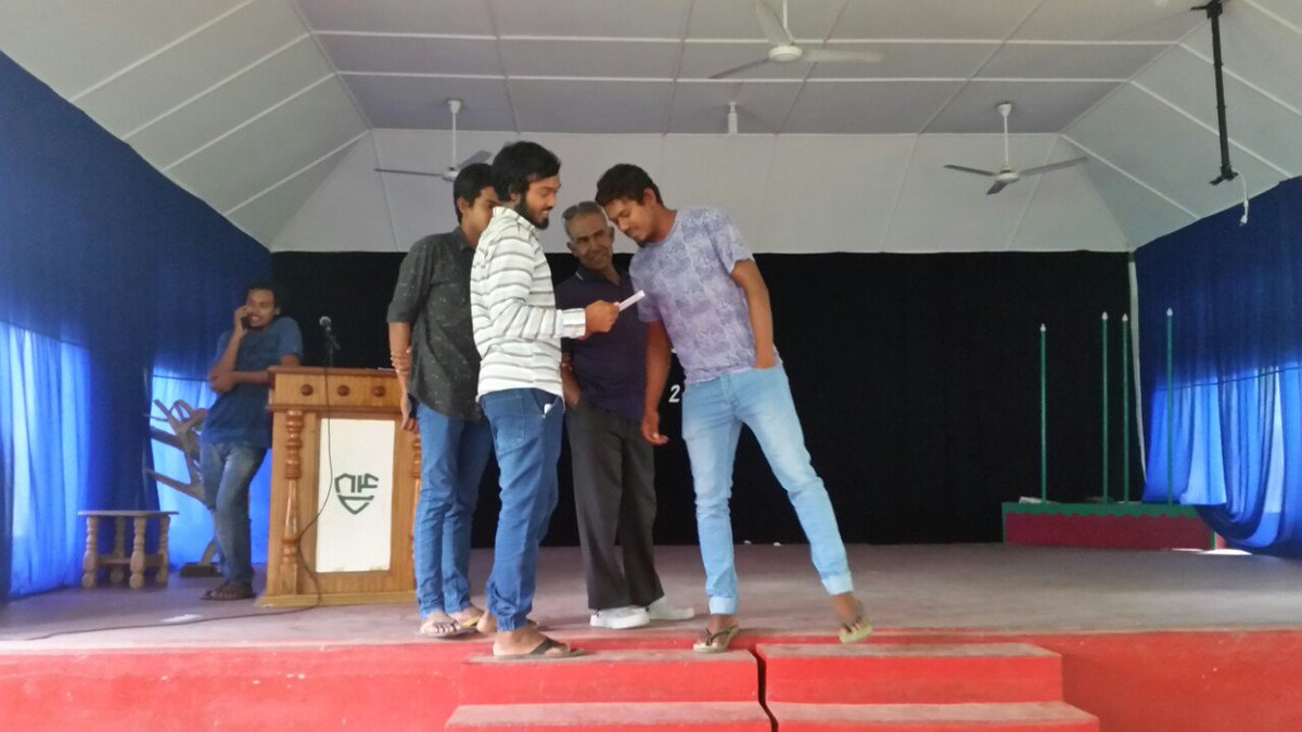 Angolhitheem Youth Club tweet media