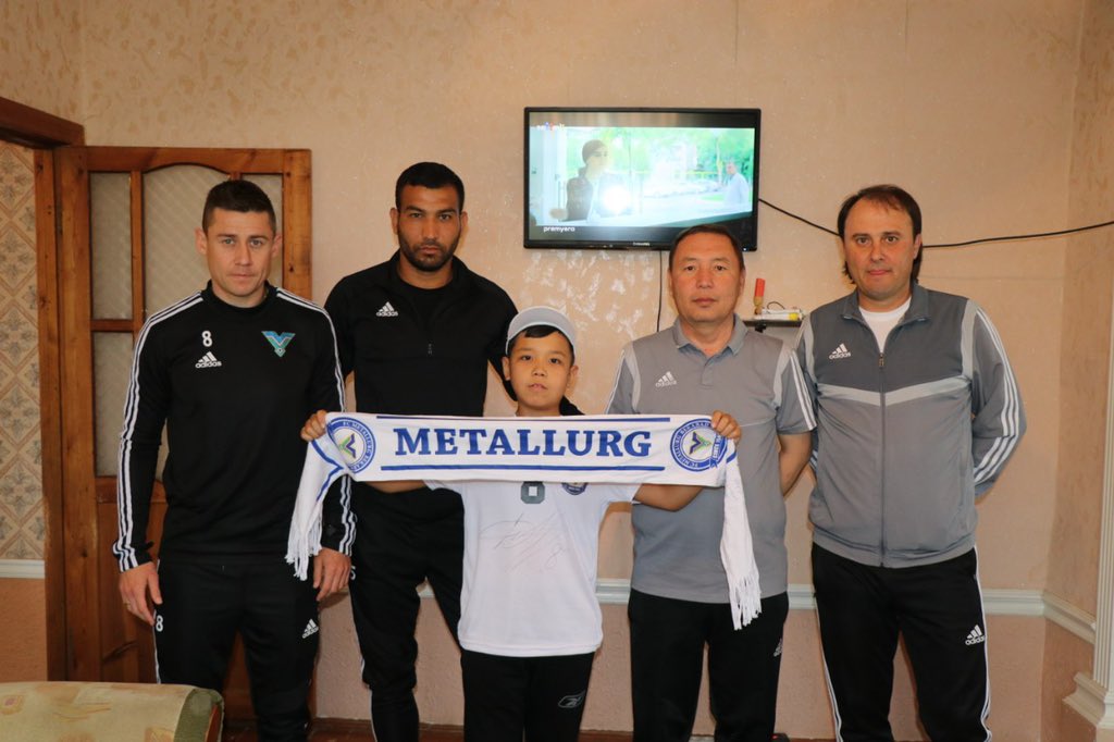 Вчера прошла акция в помощь детям ,больными онкологическими заболеваниями .