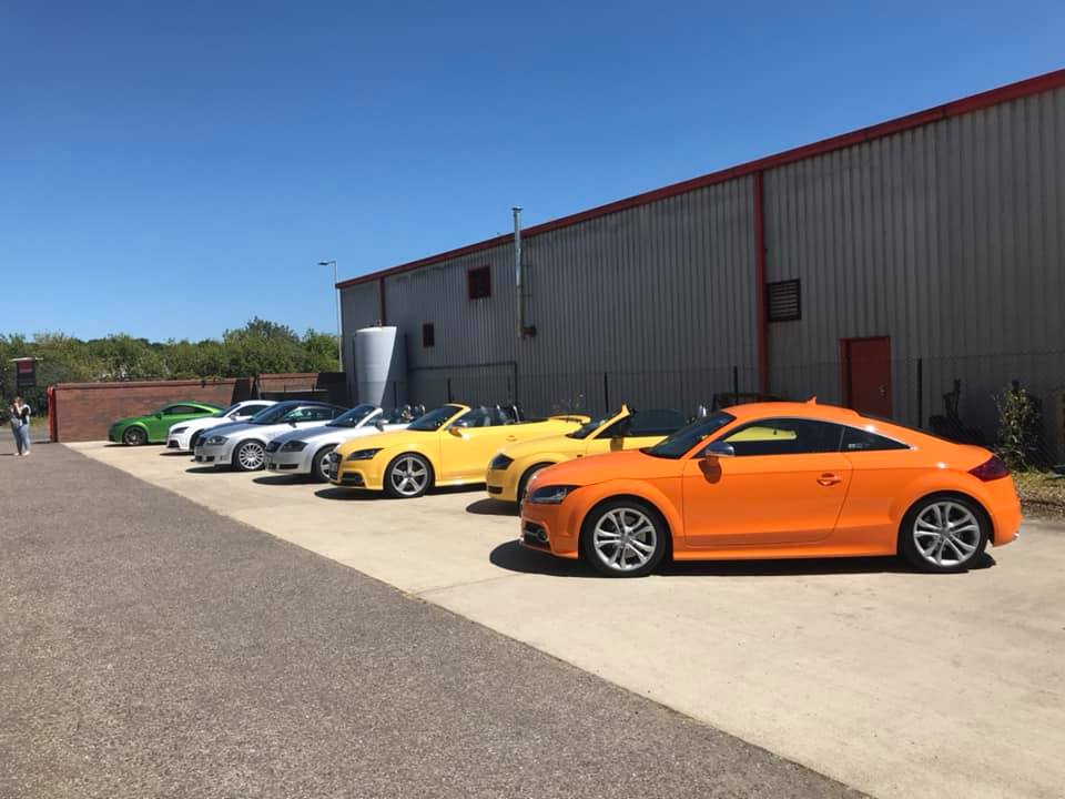 TT_Owners_Club's tweet photo. Our club secretary is selling his '11 plate TTS in prep for a new car arrival 😎 £12,500, 55k miles, FSH, distinctive colour and you'll have seen it at many events. Loving looked after by @DdbDetailing and @QuattroTechLtd Message us for more info! #TTS #SolarOrange #Audi #TT https://t.co/UVOftQ4QV7