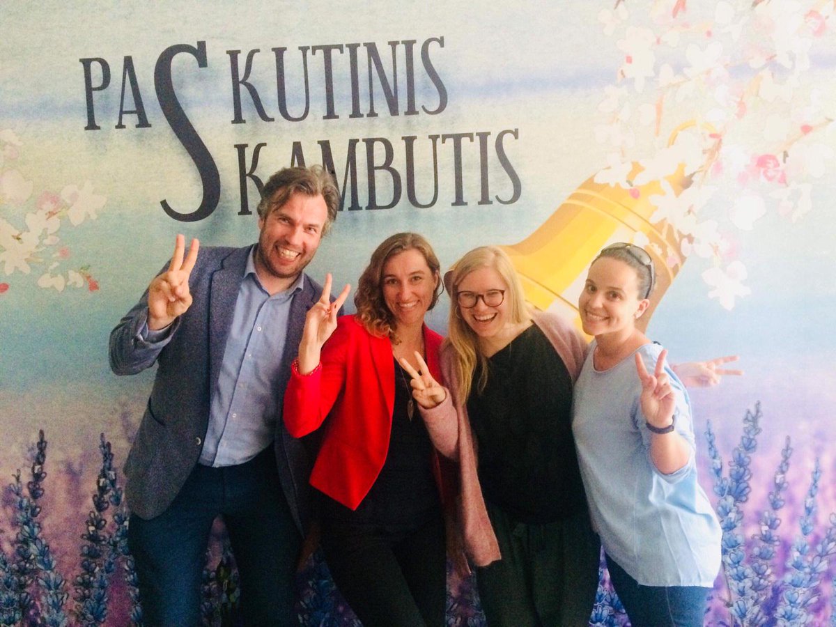 entrena_sandra's tweet photo. Últimes hores a Vilnius, tres dies de reunions, ultimant detalls i visitant una escola. La feina va donant el seu fruit! Bon projecte #sySTEAM @EUErasmusPlus i molt bon equip! Segur que des de l'@EscolaVirolai tornarem a treballar junts amb Lituània i Estònia! Gràcies!! https://t.co/lMnpZD8eVP