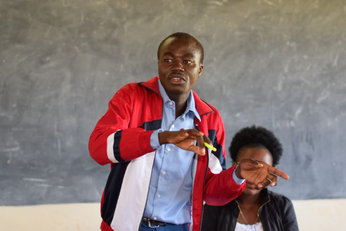 YSTKenya's tweet photo. #STEM Mentors such as Janes a student studying public health at Masinde Muliro University &amp; Catherine studying computer science carry out mentorship at todays YSK Kakamega Outreach. 

 #ScienceforDevelopment
#GirlsInScience

@BLAZEKenya @JNdau11 @PhilipOgola https://t.co/Sl6SV5K3BD