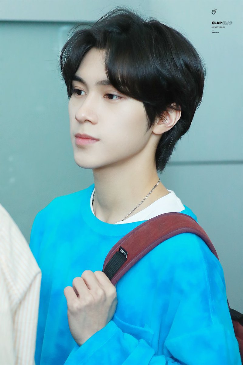 Get Hendery Background | KLIK DISINI