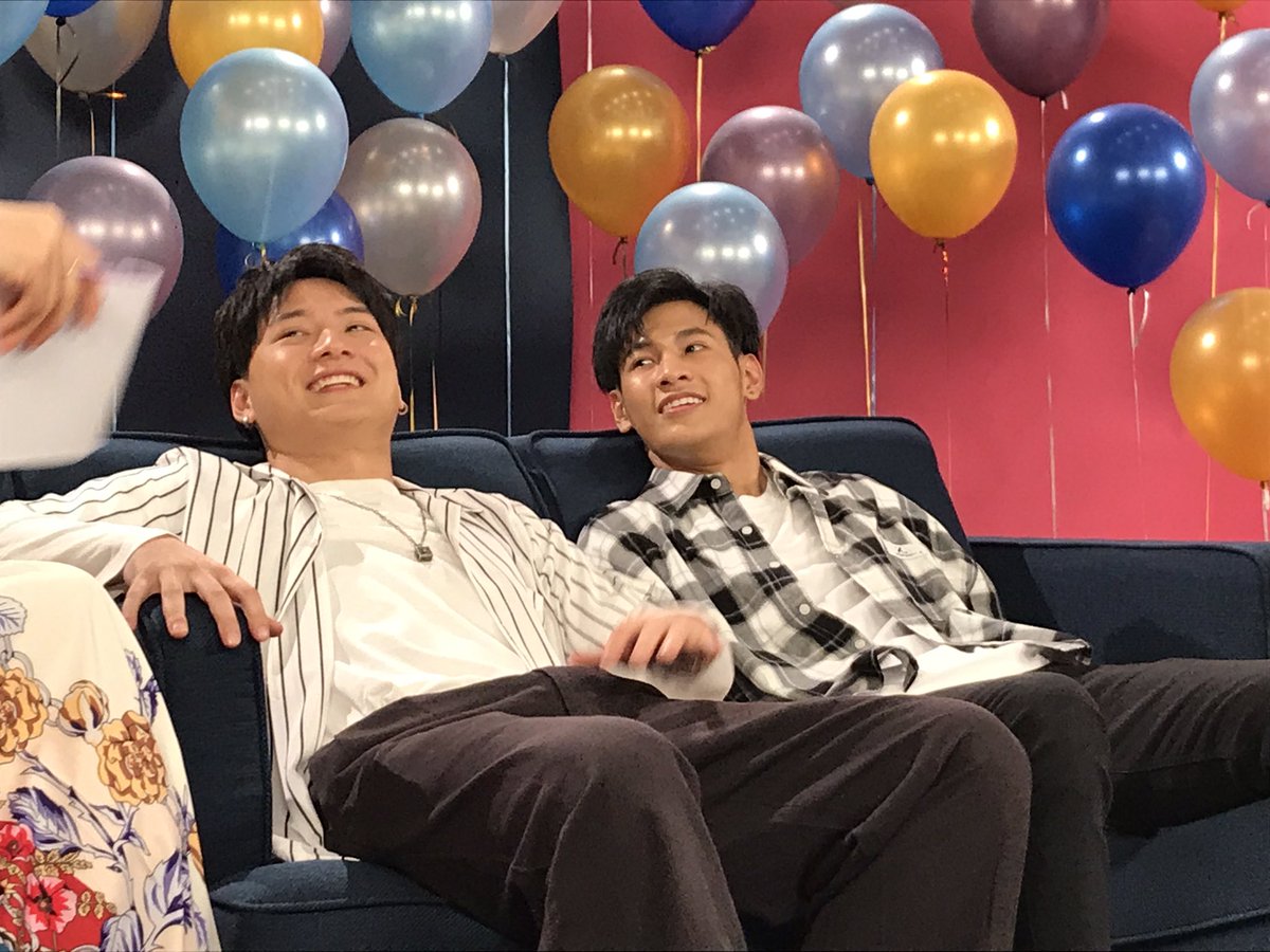 GMMTV's tweet photo. #PerayaProject2019 Project ที่ 3
รายการ Online จาก KRIST - SINGTO

มาในชื่อรายการ "Friend.Ship with Krist - Singto" เตรียมเจอกันเดือนละ 1 EP. มีให้ดูกันตลอดทั้งปี รอเลย ห้ามพลาดนะจ๊ะ!
#GMMTV https://t.co/XRbewiVH82