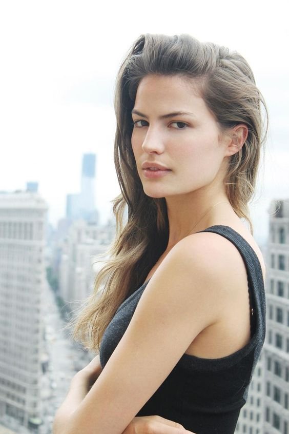 At Nudea we want to celebrate inspirational, empowered women such as Cameron Russell. ⠀
A model, political and environmental activist and mother; she's got multitasking down to an art form. ⠀
⠀
Image via @modelsdot⠀
⠀
#FemaleEmpowerment #PoliticalActivist #EmpoweringMothers