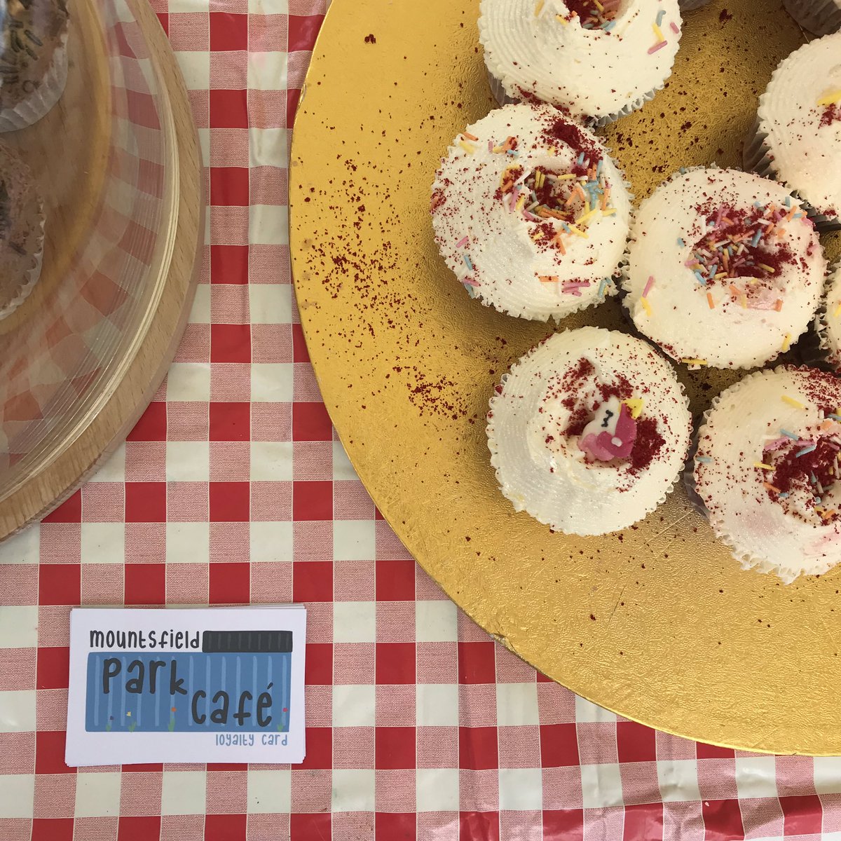 MandFCafeLDN's tweet photo. Catch us at the Teddy Bear’s Picknick held at Mountsfield Park Community Gardens! We’ve got homemade cakes (vanilla, chocolate, red velvet, banana cakes), lemonade and Ice tea! https://t.co/RQ14w2JIlT