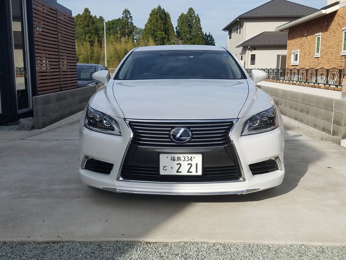 makimaki_LEXUS's tweet photo. こういうシンプルなのいいよね!
#LEXUSLS600h
#LEXUSLS
#LEXUS https://t.co/rT4oQ8nA68