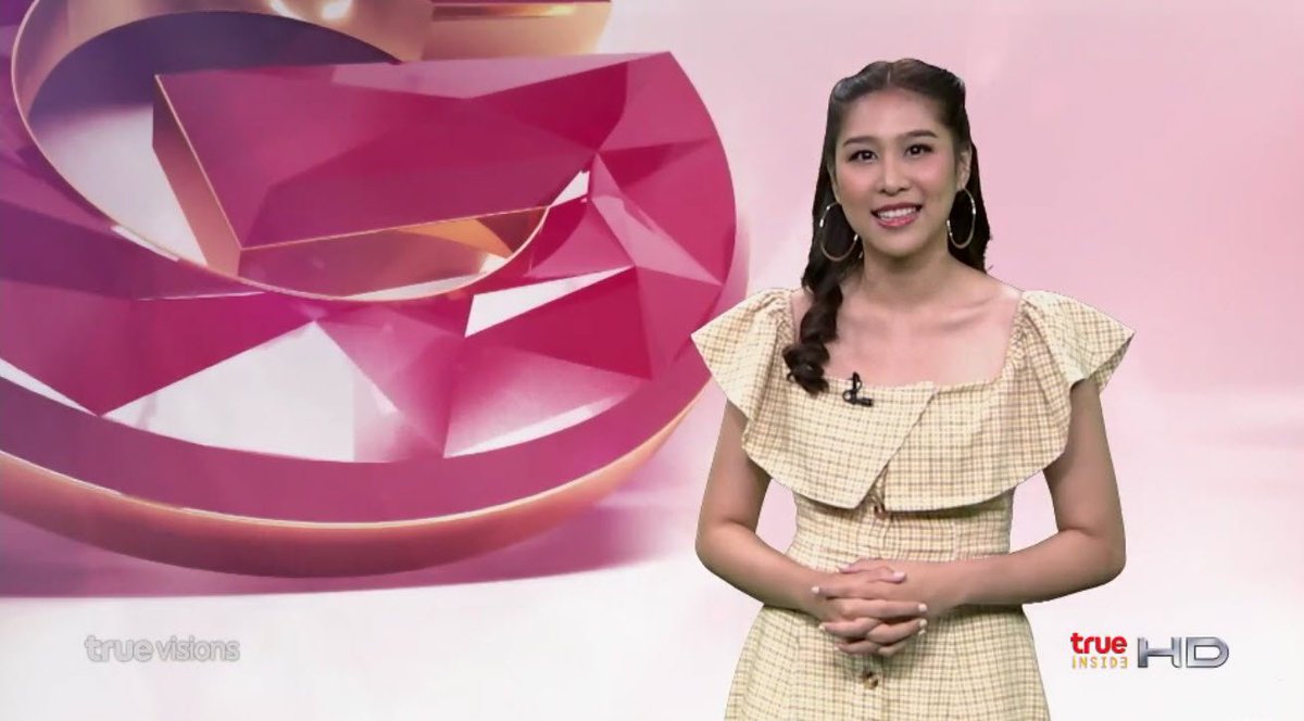 l2fan's tweet photo. น้องหนูพี่เอ๊ม 👧 #TheGuide
#TheGuide2019 #เอมน้ำ #aimsatida
📺 https://t.co/B6zQw4kEFJ https://t.co/EgQ2v57vLU